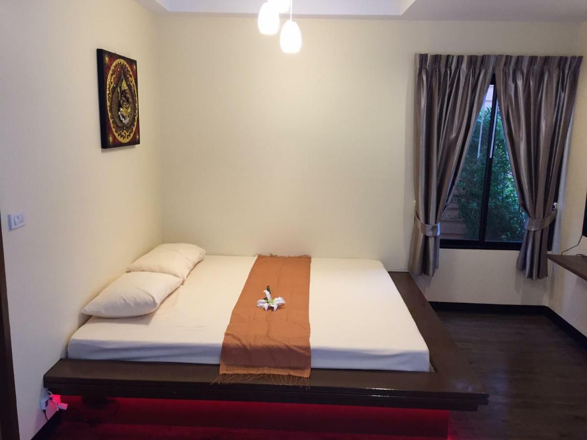 Angie Resort At Sapan Mai Bangkok Bagian luar foto