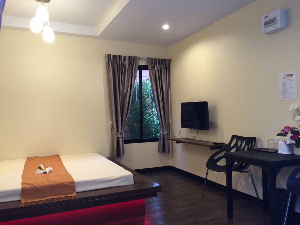 Angie Resort At Sapan Mai Bangkok Bagian luar foto